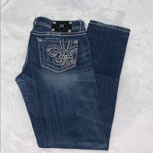 Miss Me skinny jeans size 29